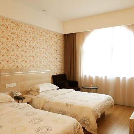 Gude Hotel - Hongdu Avenue Branch Наньчан Екстер'єр фото